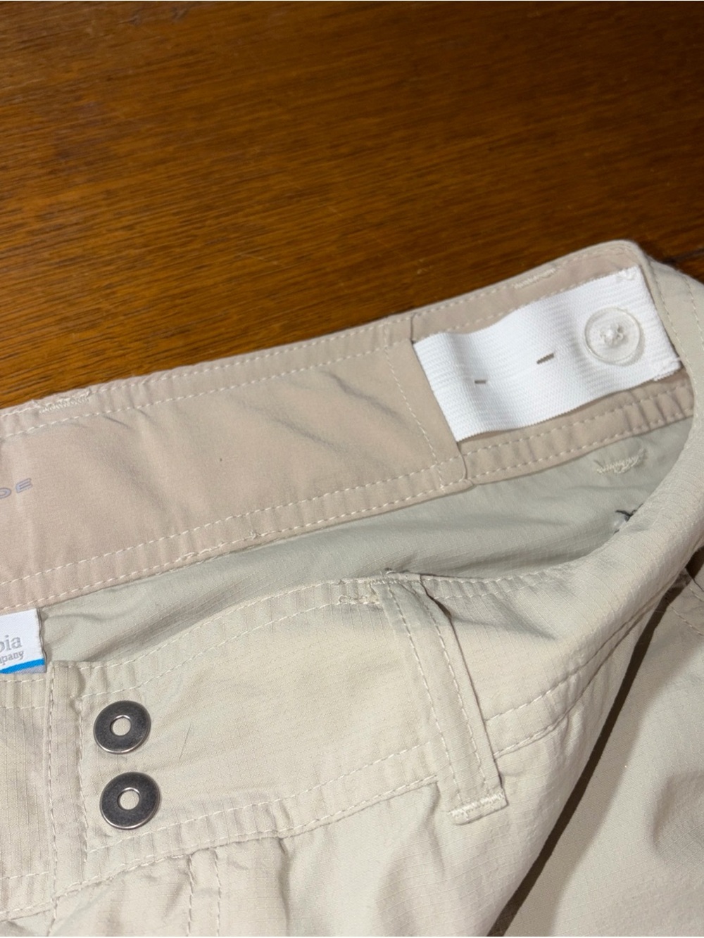 Columbia PFG Woman’s Omnishade Convertible Outdoor Hiking Pants Size 12 Short - Picture 3 of 8